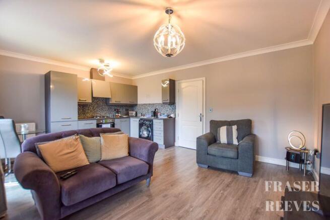OPEN PLAN KITCHEN / LIVING ROOM