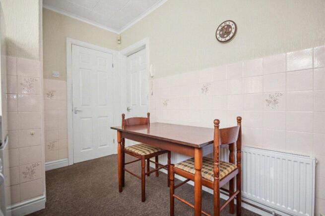 2 bed Terraced for sale Image 5