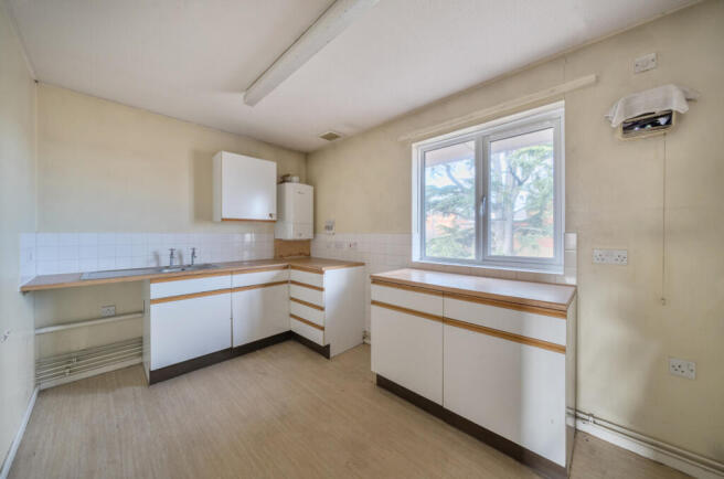 1394286-6-696a30d...