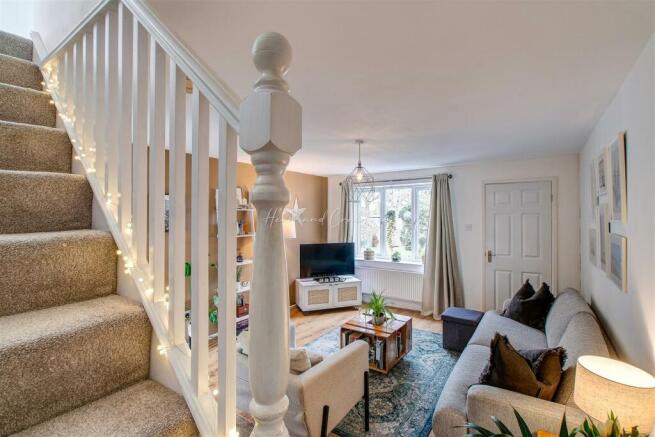 Beckgrove Close, Pengam Green, HernCrabtree (1).jp