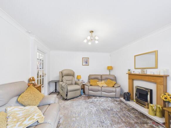 2 bed Semi-Detached Bungalow for sale Image 5