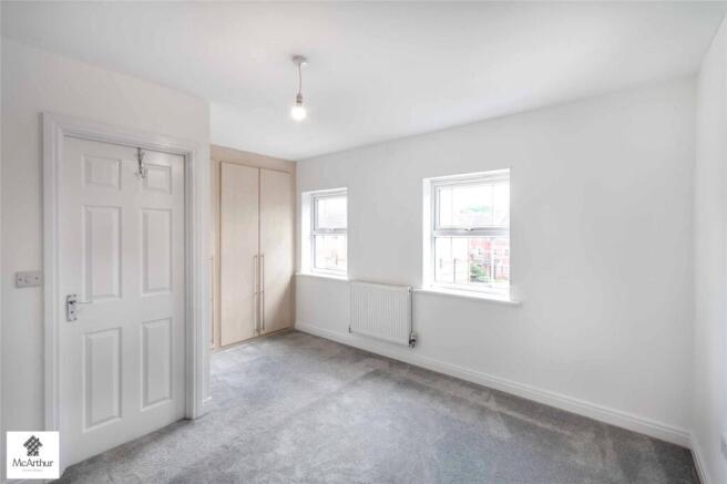 3 bed House for sale Image 11