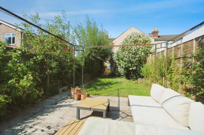 Photo 11