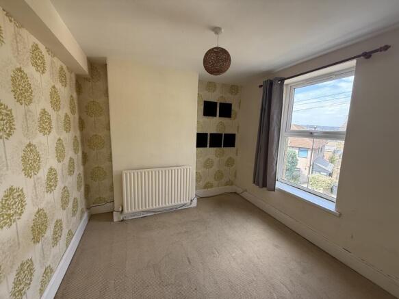 3 bed Terraced for sale Image 7
