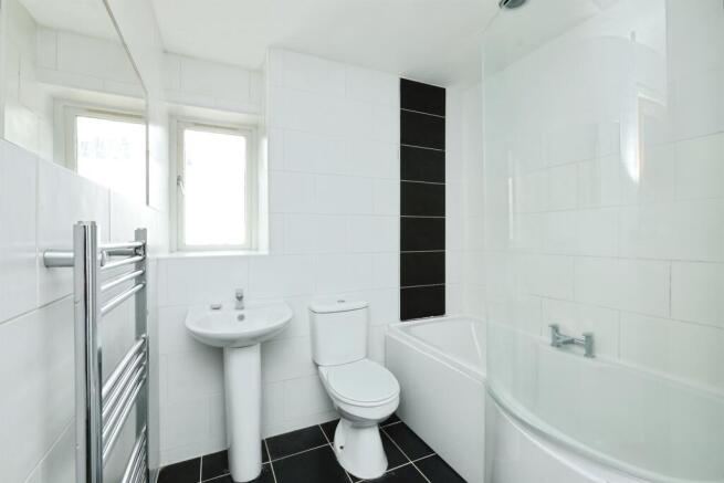 2 bed Semi-Detached for sale Image 9