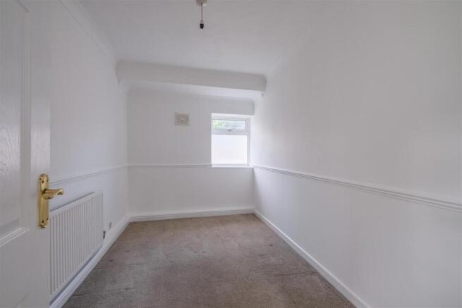 3 bed Semi-Detached Bungalow for sale Image 11