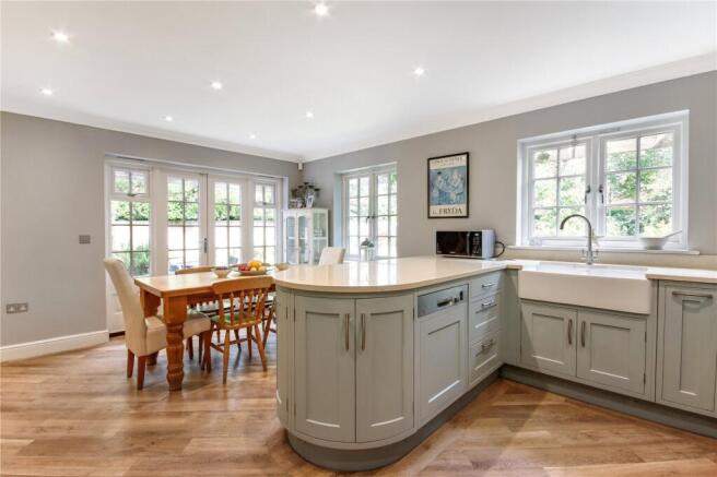 Kitchen/Breakfast Rm