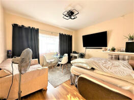 5, Cardinal Way, Harrow HA3 5TE