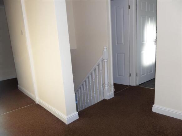 FIRST FLOOR LANDING