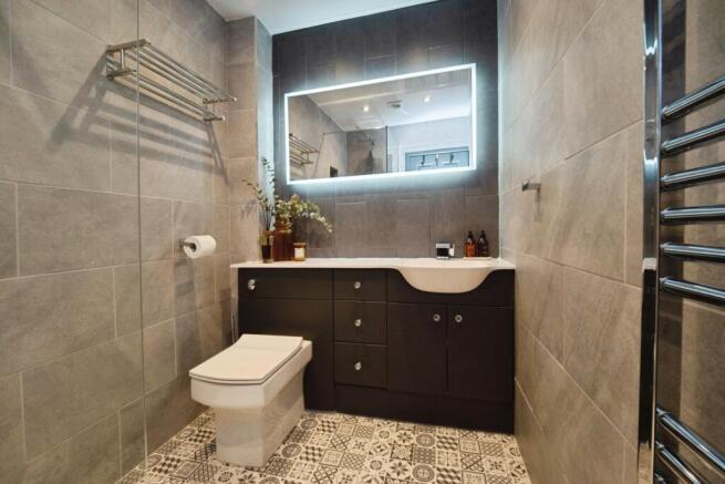 3 bed Town House for sale Image 11