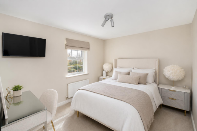 4 bed Detached for sale Image 7