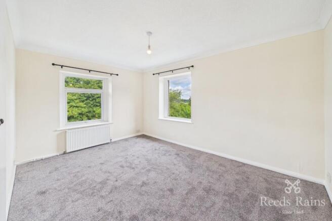 2 bed End of Terrace to rent Image 11