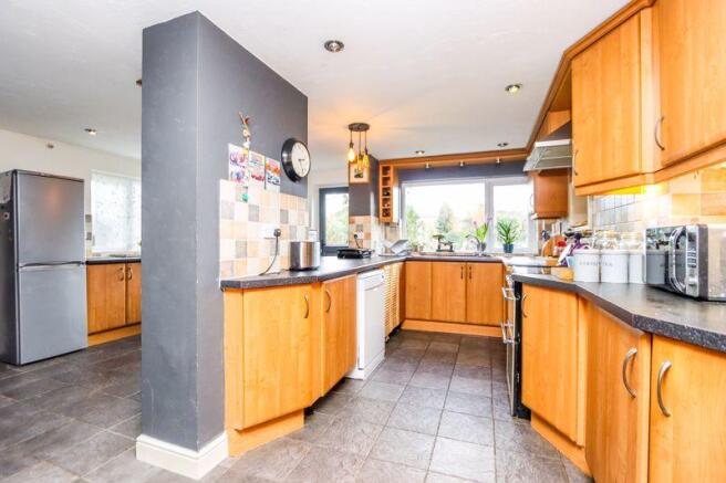 Kitchen/Breakfast Room