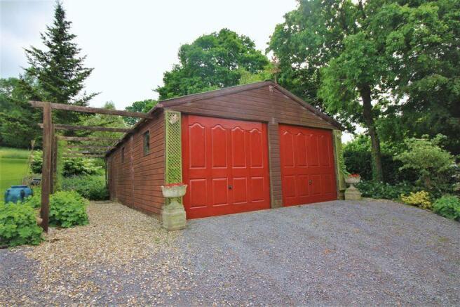 Double Garage ...