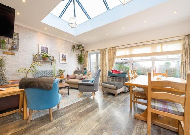 Davenport House-1...