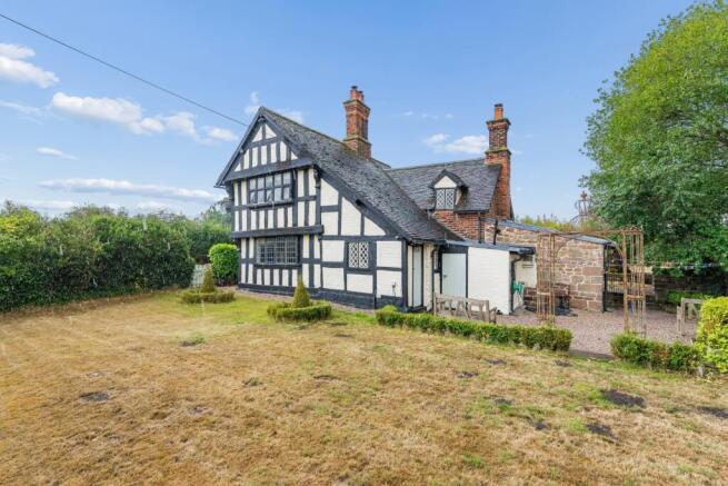 Front EmilyDimelowEwemoveWhitchurchandNantwich