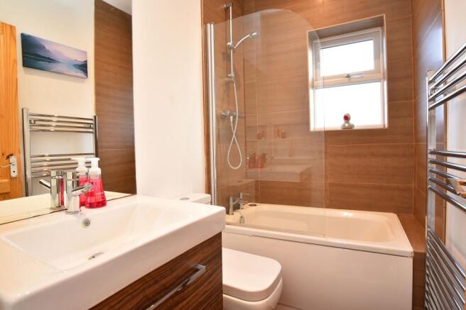 2 bed Terraced for sale Image 5