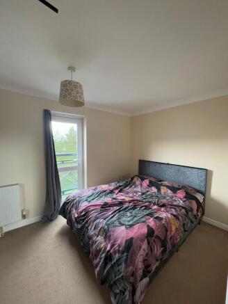 2 bed Apartment for sale Image 4