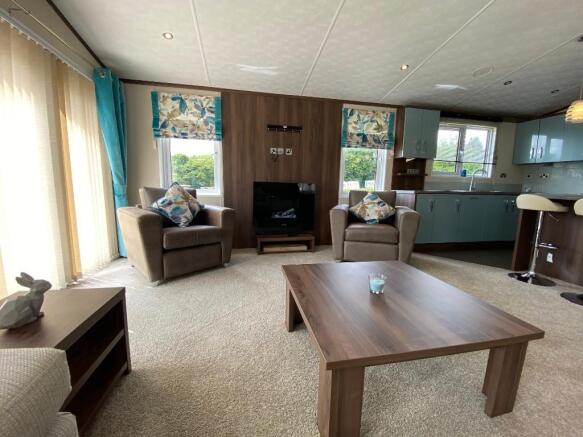 Lounge Table