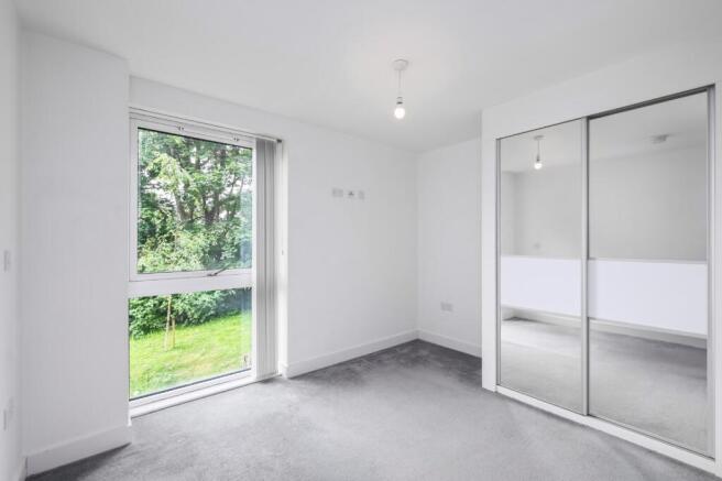 2 bed Apartment for sale Image 8