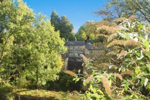 8, Bank Street, Jackson Bridge, Holmfirth HD9 1LX