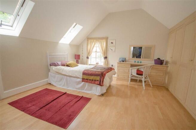 BEDROOM FIVE
