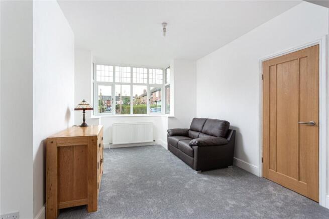 3 bed Semi-Detached for sale Image 6