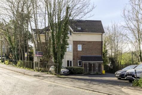 St Lukes Road, Whyteleafe, CR3