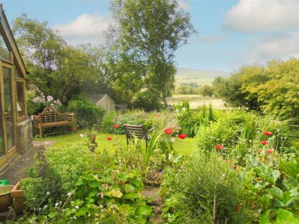 fell view pic 7 copy.jpg