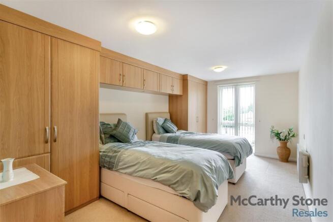 2 bed Apartment for sale Image 6