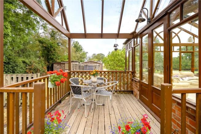 3 bed Semi-Detached for sale Image 4