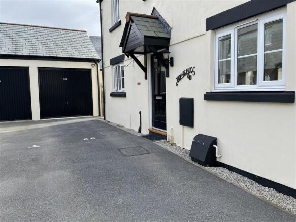 Garage: