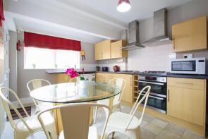 36, Derby Grove, Nottingham NG7 1PF