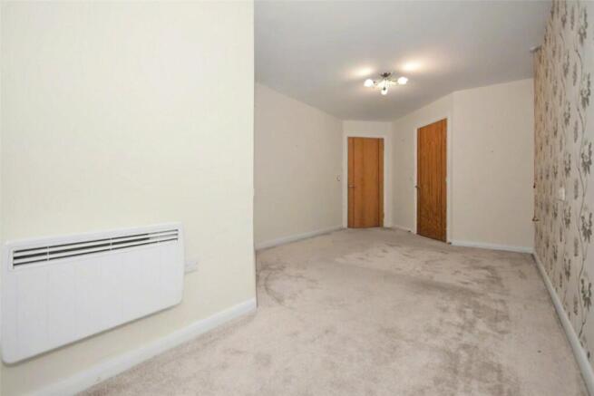1 bed Apartment for sale Image 5