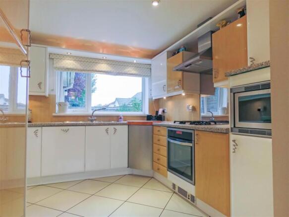 Kitchen .JPG