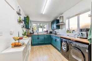 70, Silbury Road, Ashton, Bristol BS3 2QF