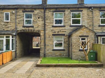 Whitechapel Road, Cleckheaton, BD19