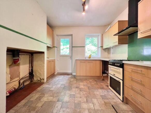 2 bed Cottage for sale Image 7