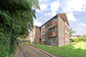 19, Roseberry Court, Grandfield Avenue, Watford WD17 4PQ