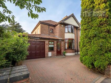 Hillcrest Road. Thorpe St Andrew, Norwich, NR7
