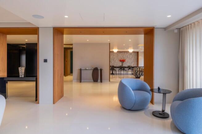 Prince Regent Court, St John's Wood photo 4