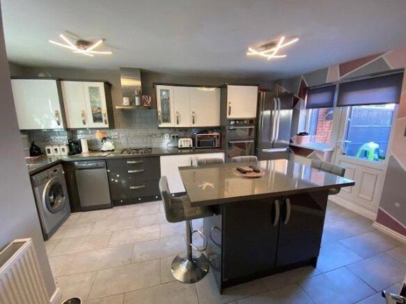 Breakfast/Kitchen