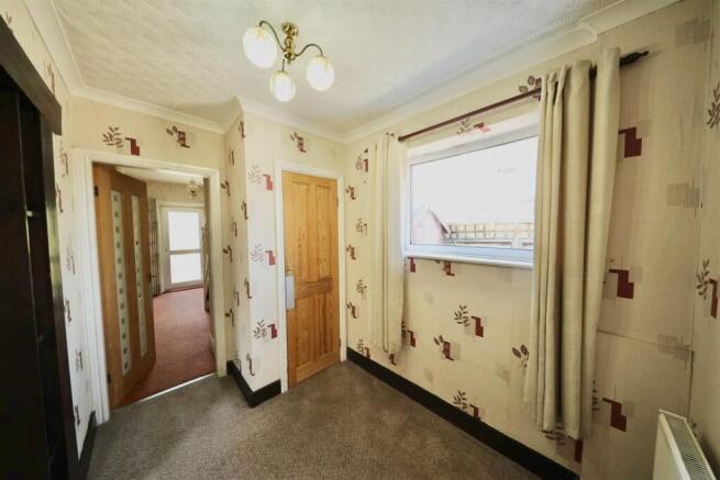 3 bed Semi-Detached for sale Image 12