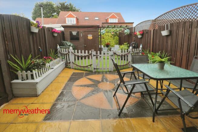 2 bed Terraced for sale Image 10