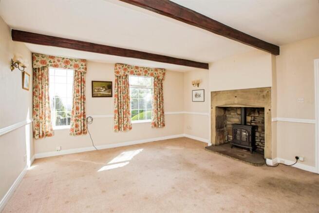 4 bed Detached for sale Image 7