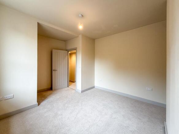 2 bed Maisonette for sale Image 10