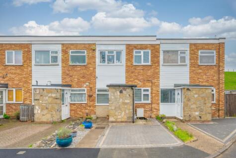 Queen Mary Road, Shepperton, Surrey, TW17