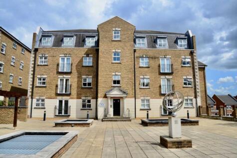 Brook Square, Shooter`s Hill, SE18 4NB