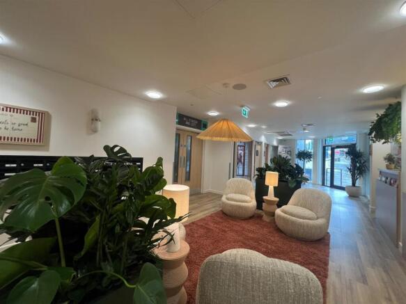Tyne Bridge reception:communal area .jpg