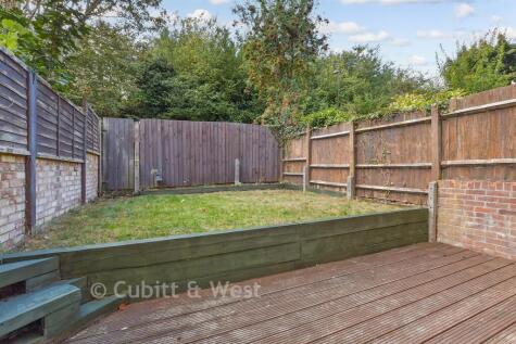 Pixton Way, Forestdale, Croydon, Surrey
